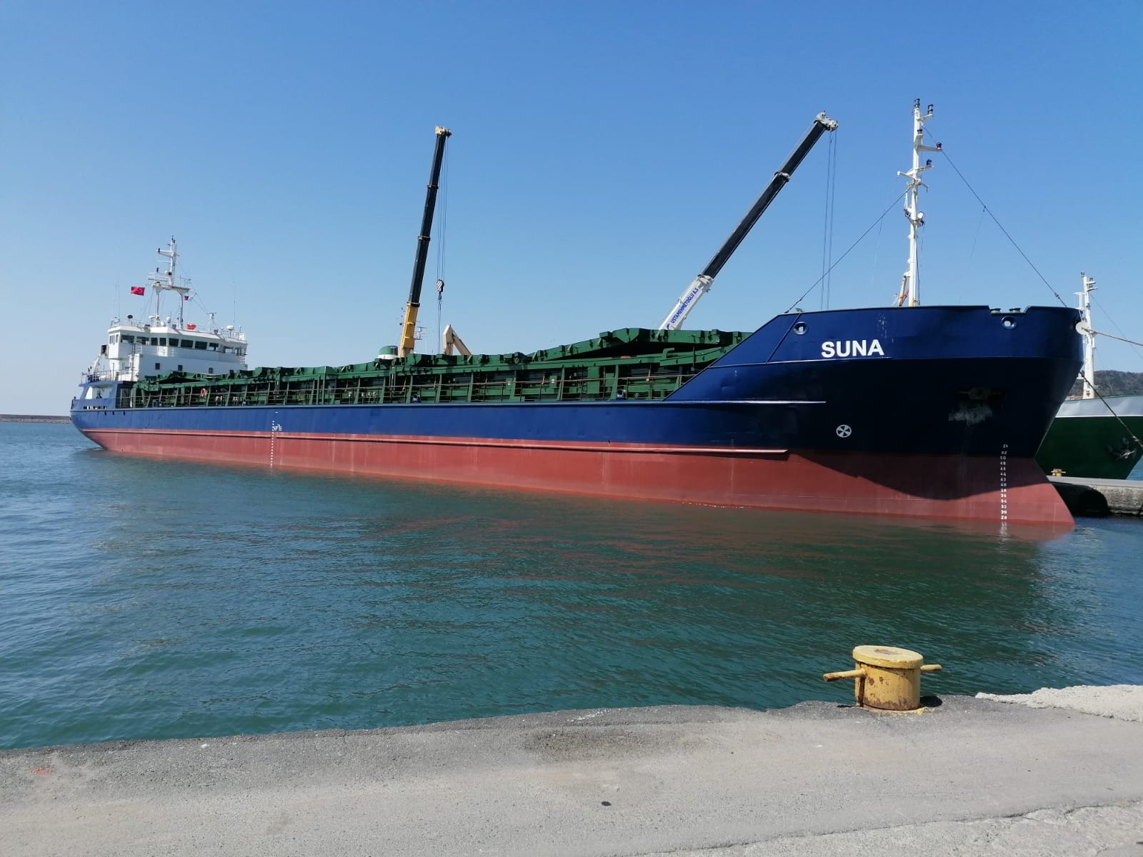 M/V SUNA