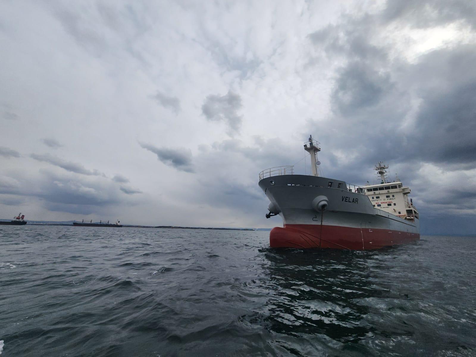 M/V VELAR